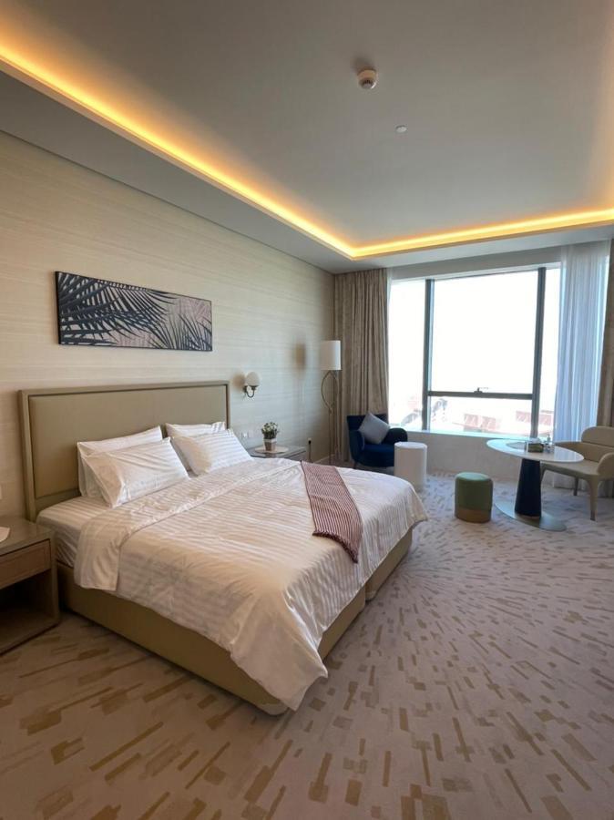 Апартаменти Palm Tower Palm Jumeirah *