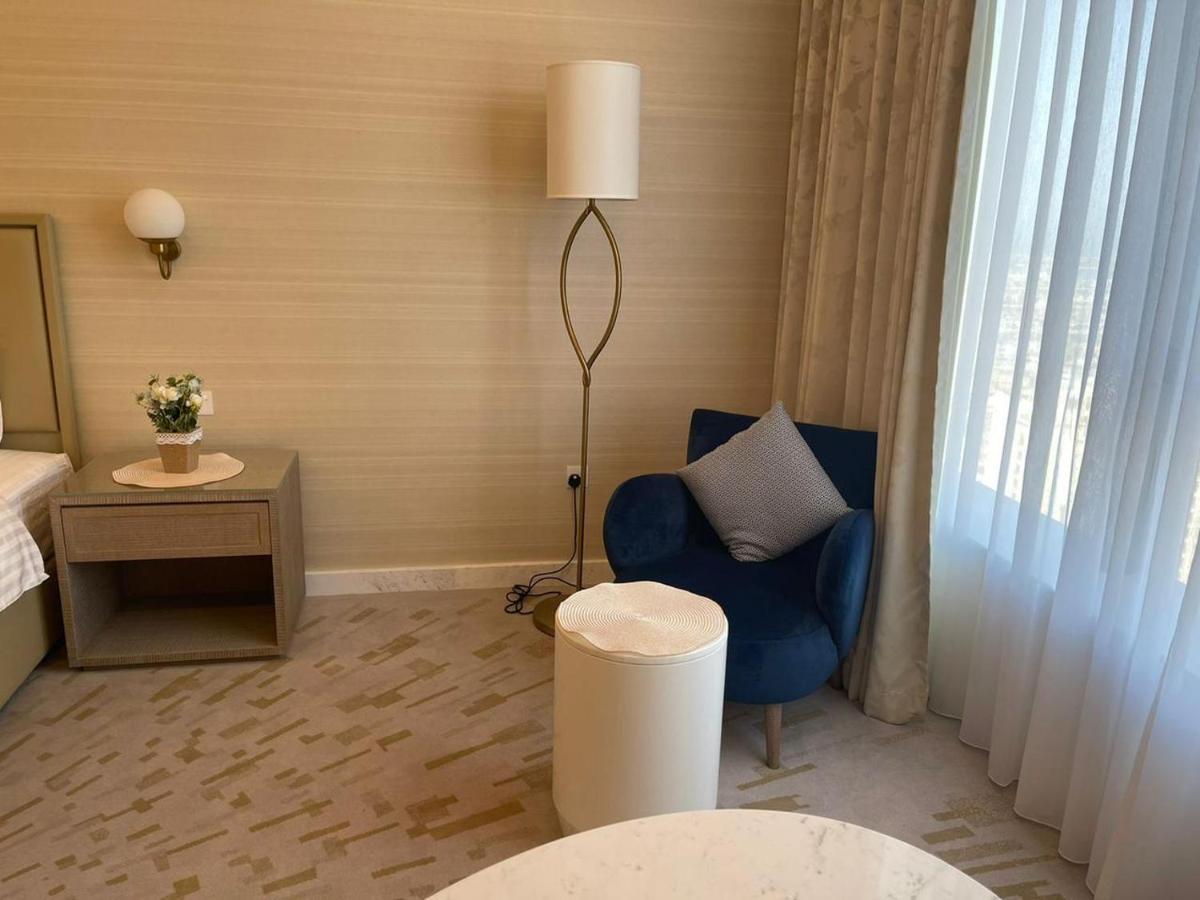Апартаменти Palm Tower Palm Jumeirah *